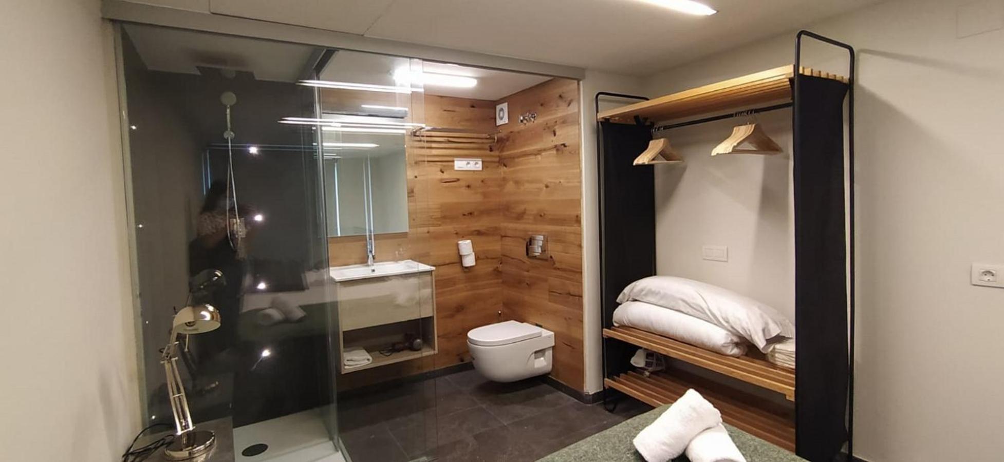 My Space Emirates - Fully Equipped Apartments Near The Beach With Shared Pool Barcelona Room photo