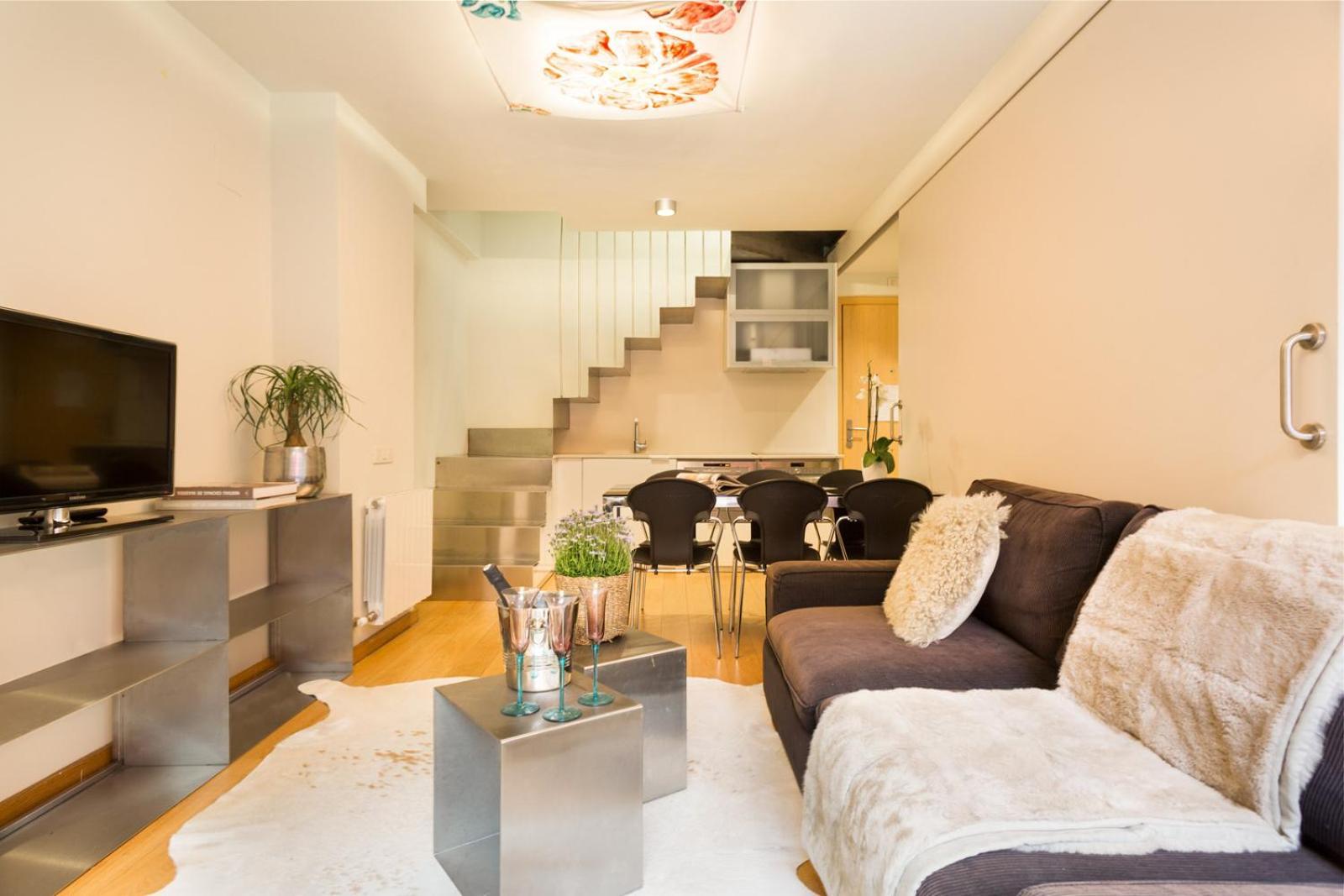 My Space Emirates - Fully Equipped Apartments Near The Beach With Shared Pool Barcelona Exterior photo